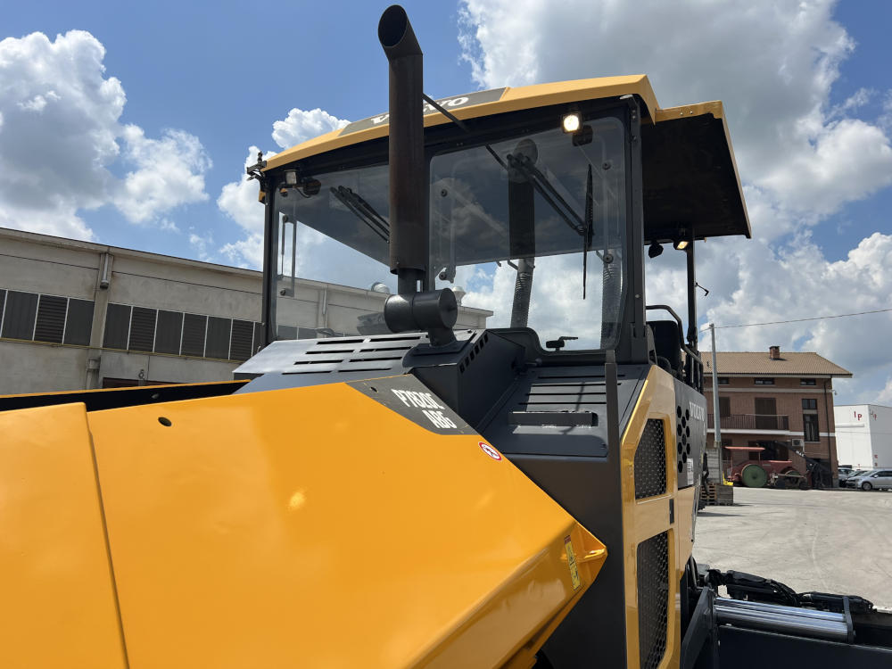 Usato 2014 Volvo P7820C