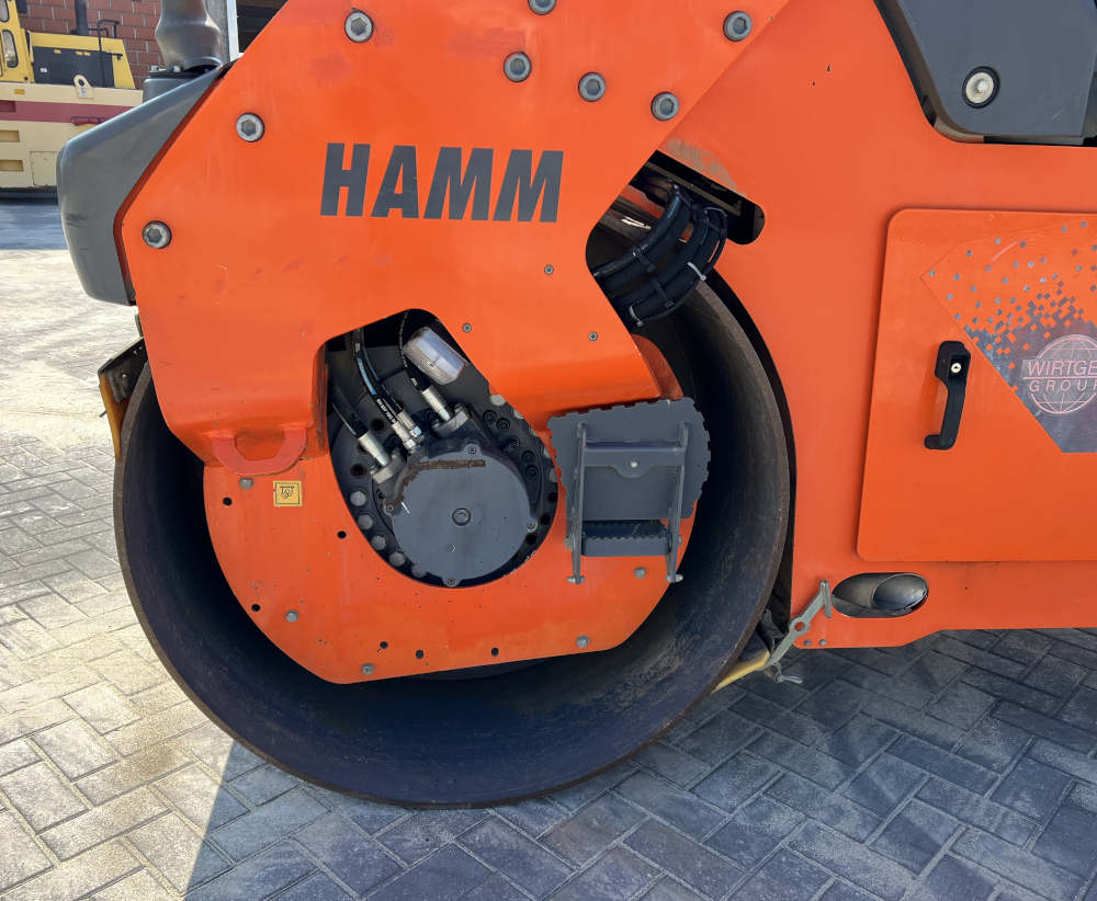 Usato 2014 Hamm HD+ 70i VO -106-