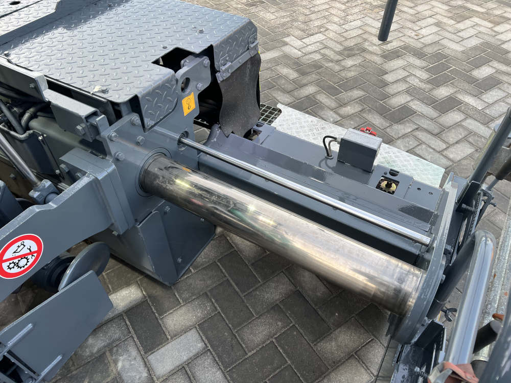 Usato 2014 Vogele S 1303-3i