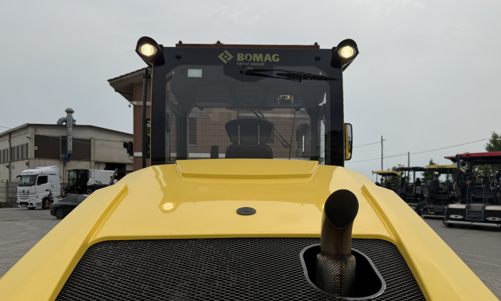Usato 2021 Bomag BW 216 DH-5