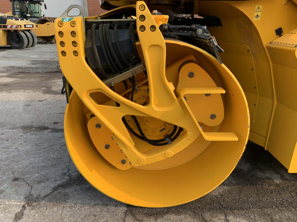 Usato 2010 Bomag BW 174 AP-4 AM