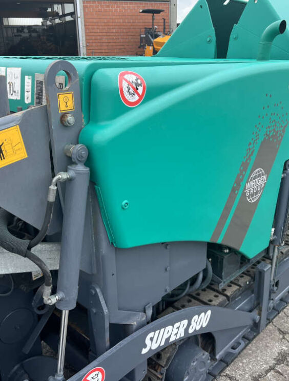 Used 2011 Vogele Super 800 -288-