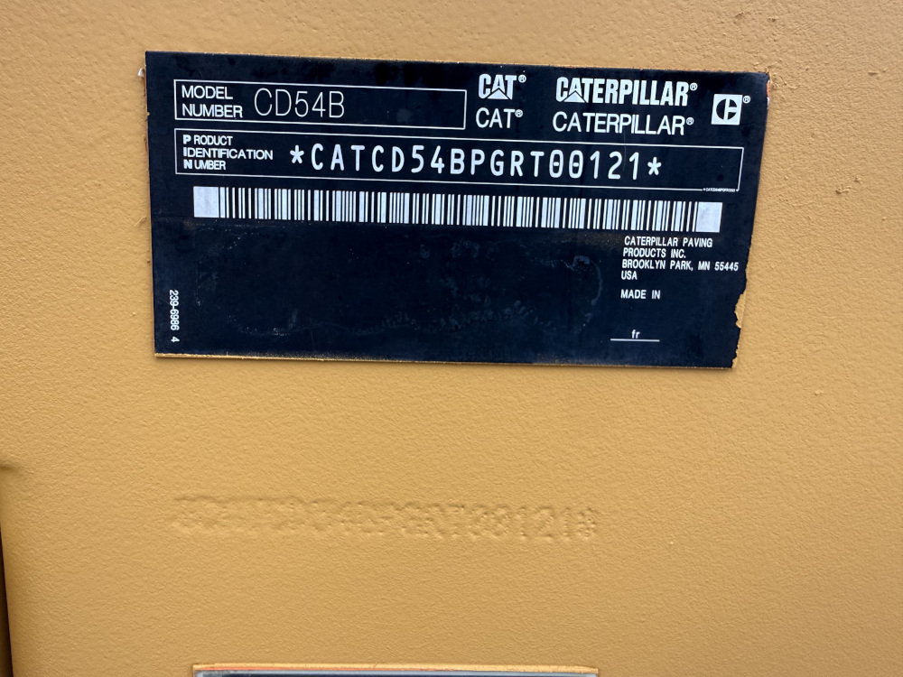 Usato 2014 Caterpillar CD 54B