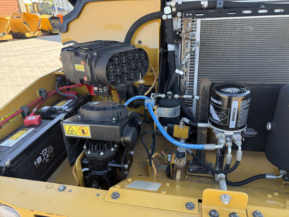 Usato 2001 Caterpillar PS 300B -521-