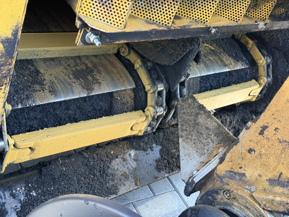 Usato 2010 Caterpillar AP 600D