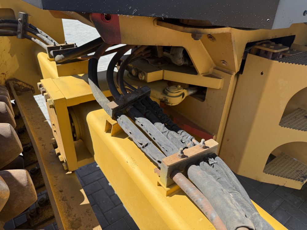Usato 2010 Caterpillar CP 74