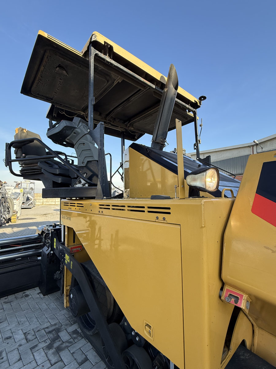 Usato 2017 Caterpillar AP 655F