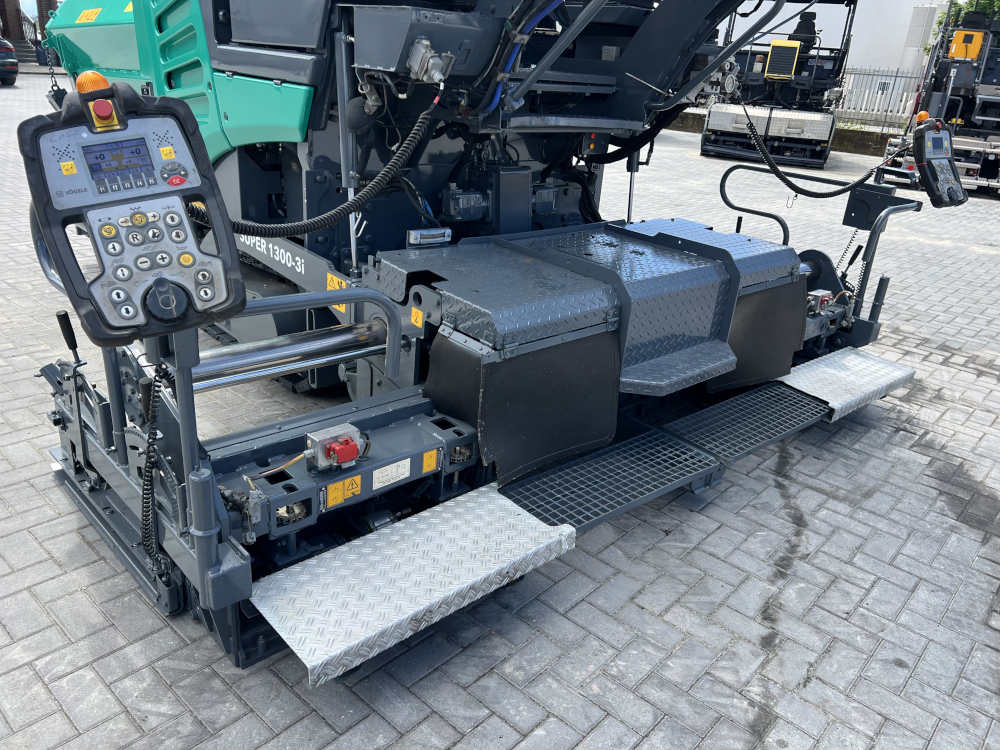 Usato 2018 Vogele S 1300-3i