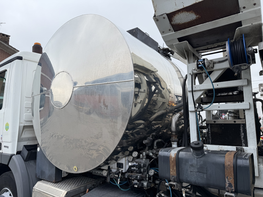 Usato 2008 Mercedes / Secmair 2536 / Chipsealer BCG 500