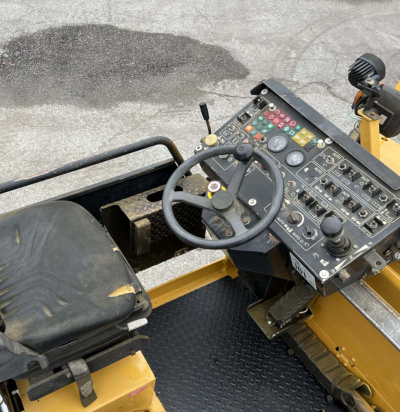 Usato 2014 Caterpillar AP 300D -138-