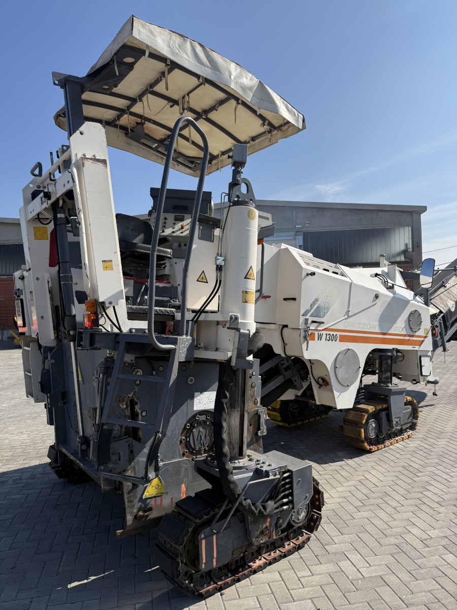 Usato 2003 Wirtgen W 1300F