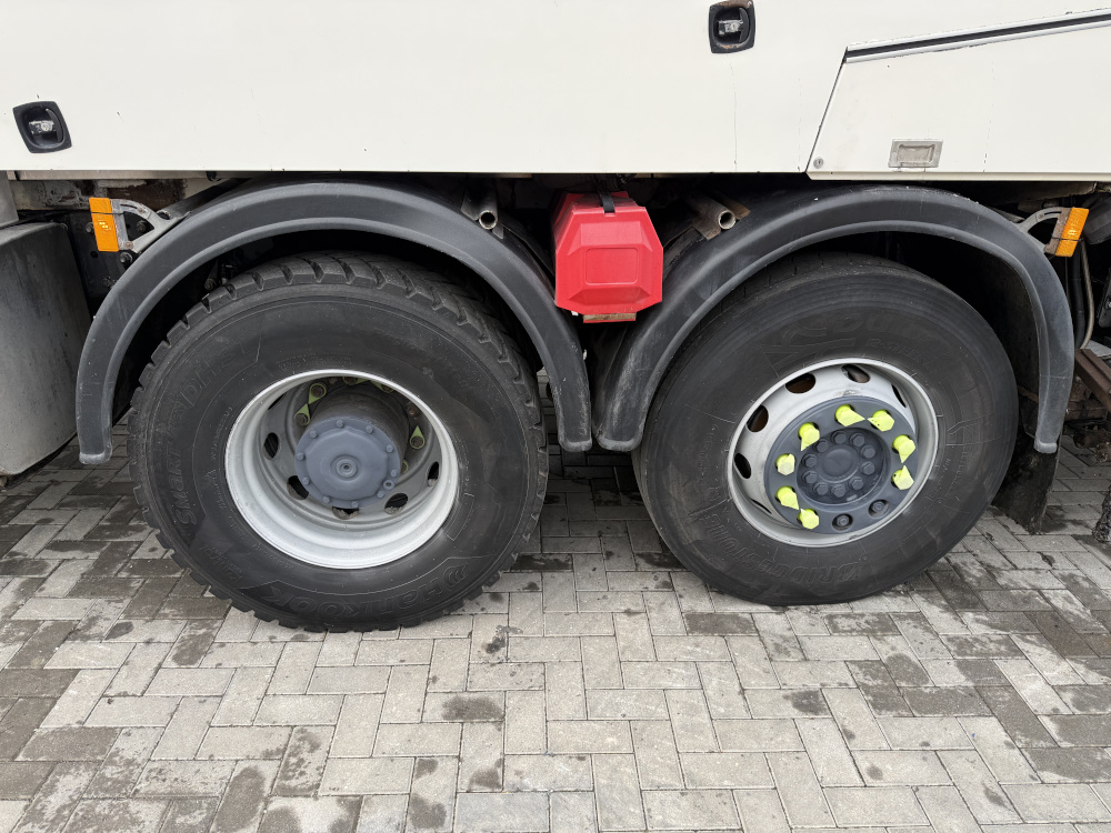 Usato 2008 Mercedes / Secmair 2536 / Chipsealer BCG 500