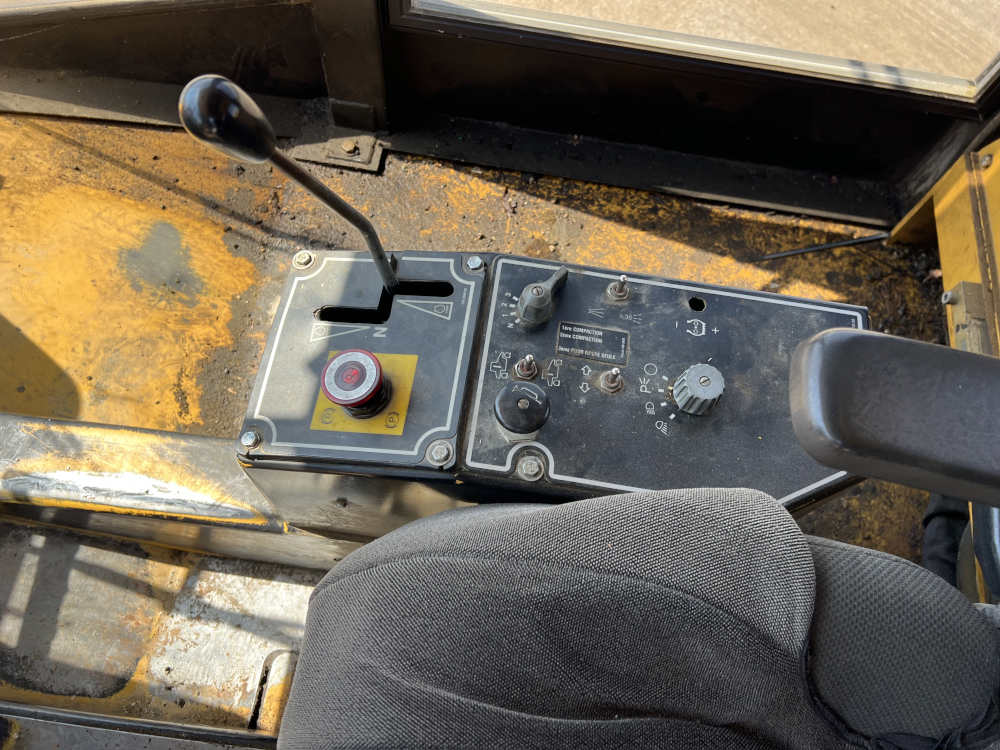 Usato 2001 Caterpillar PS 300B -521-