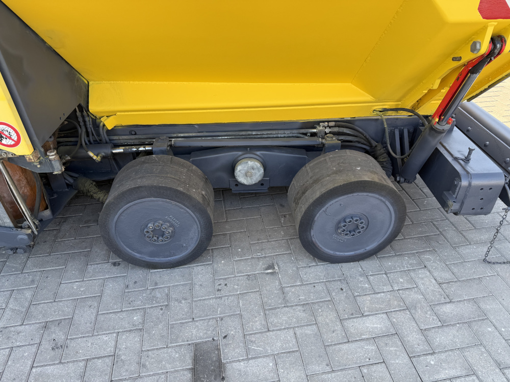 Usato 2010 Bomag BF 600P