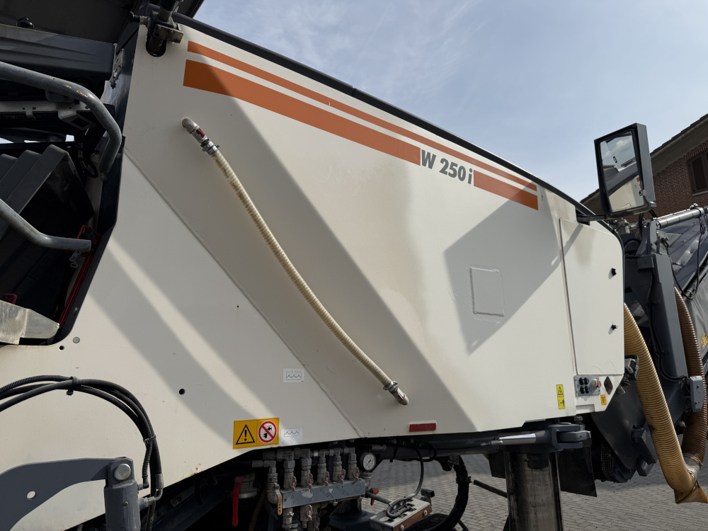 Usato 2017 Wirtgen W 250i