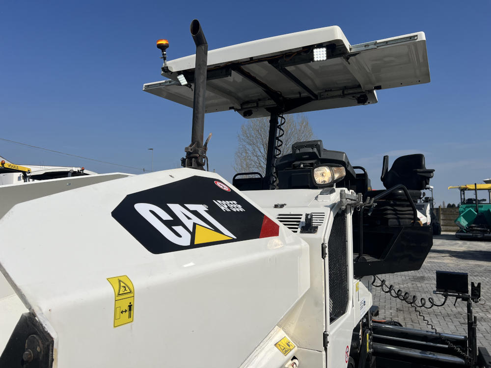 Usato 2016 Caterpillar AP 355F