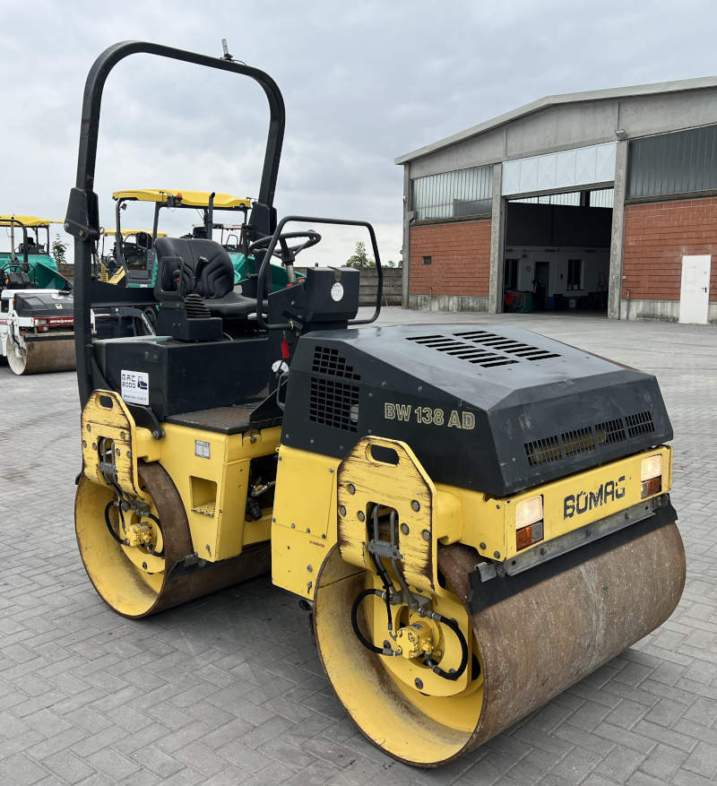 Usato 2002 Bomag BW 138 AD