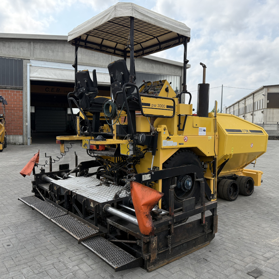 Usato 2011 Ammann AFW 350G -28A-