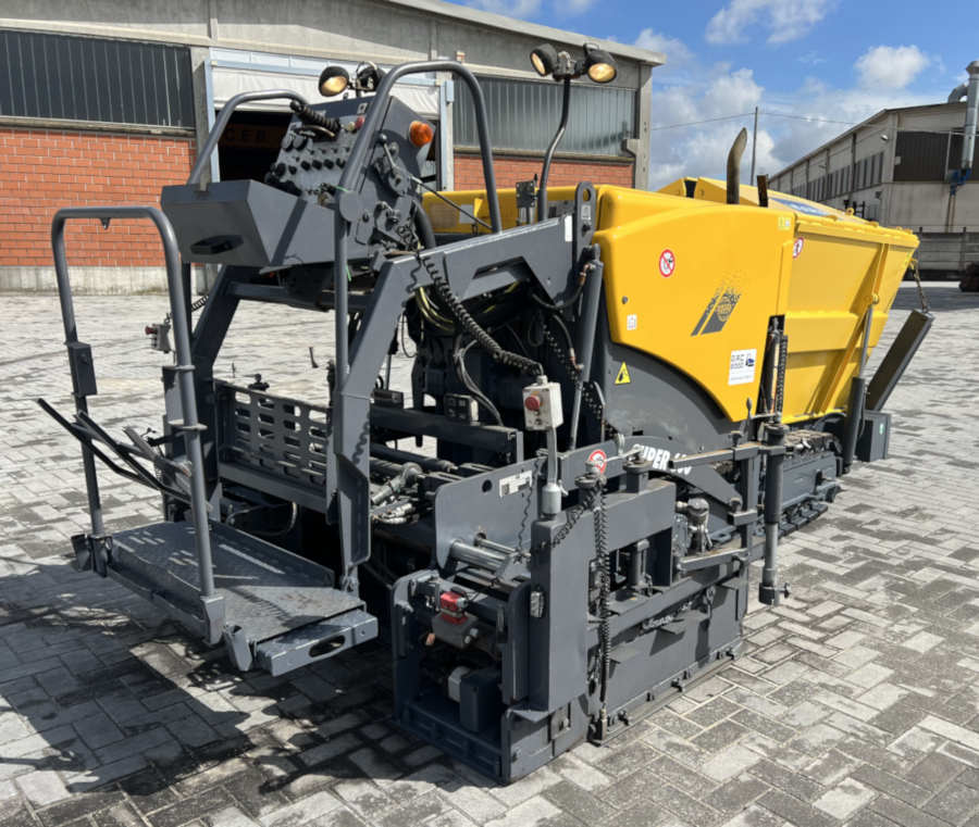 Usato 2005 Vogele Super 600