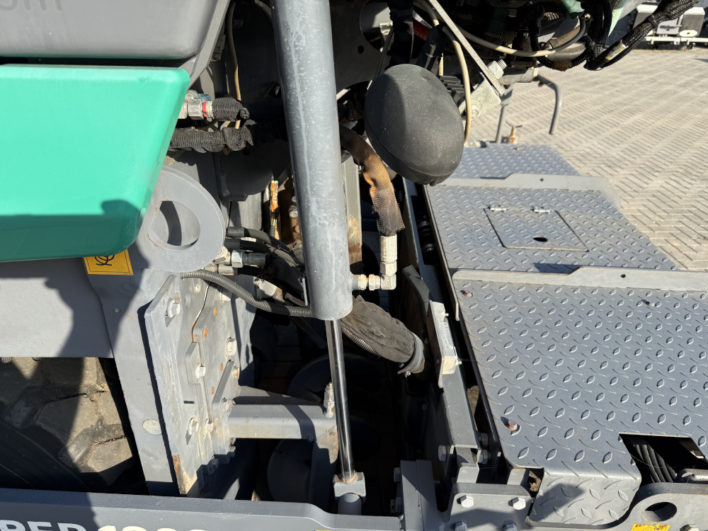 Usato 2021 Vogele S 1303-3i