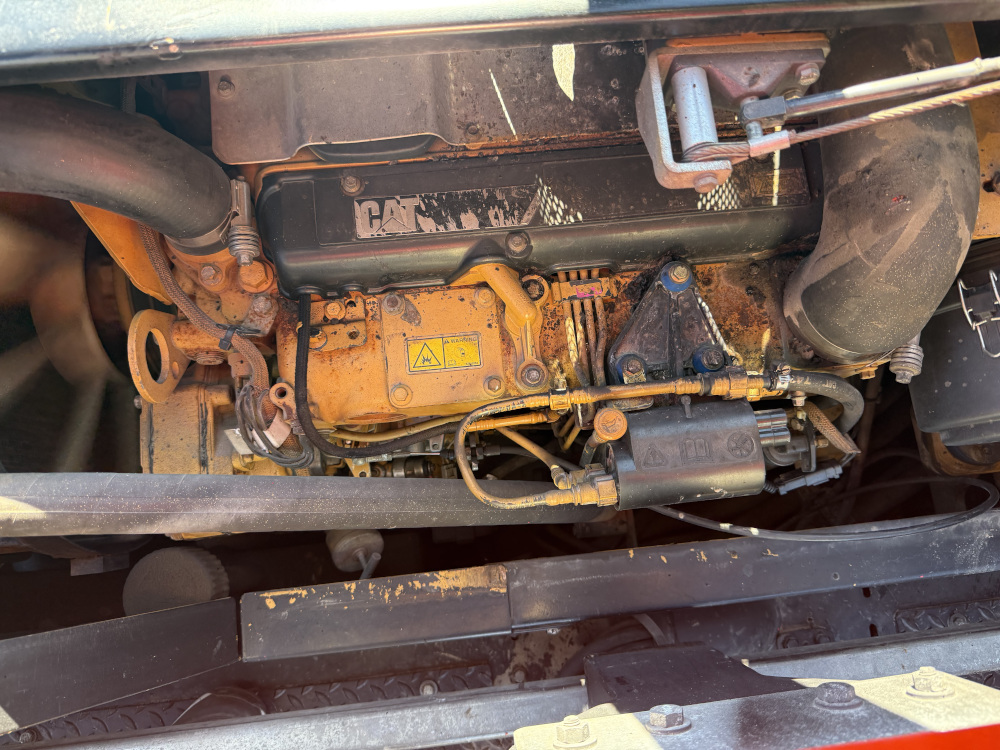 Usato 2011 Caterpillar AP 300