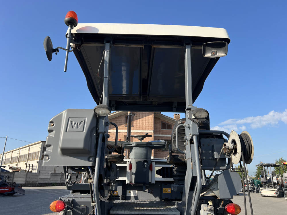 Usato 2018 Vogele S 1303-3i