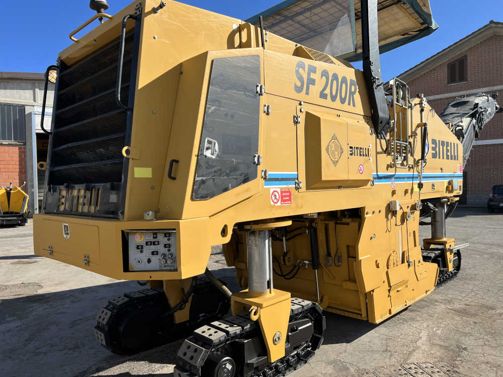 Usato 2003 Bitelli SF 200R -002-