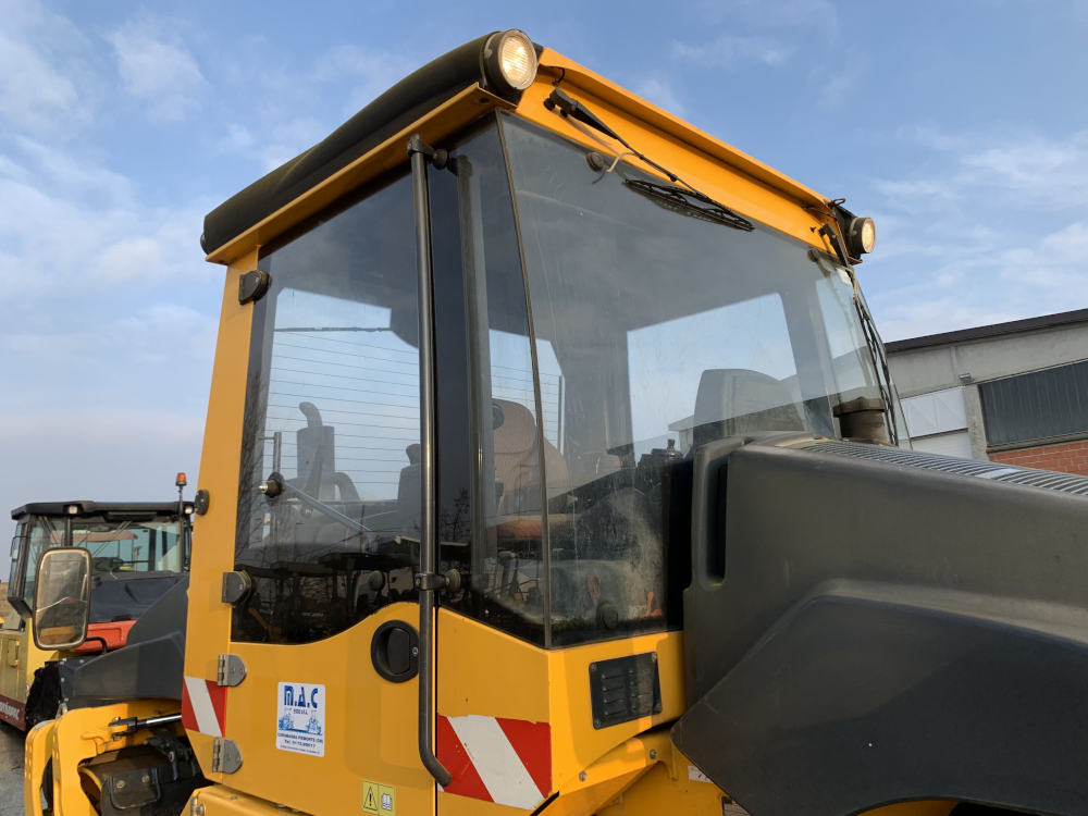 Usato 2010 Bomag BW 174 AP-4 AM