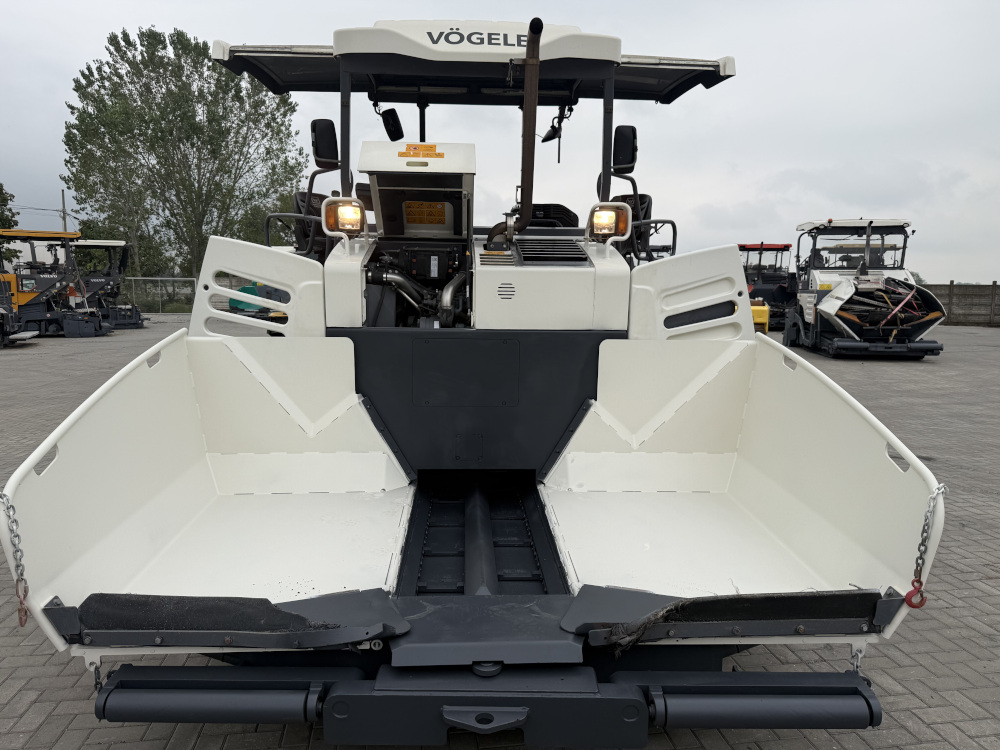 Usato 2021 Vogele S 1303-3i