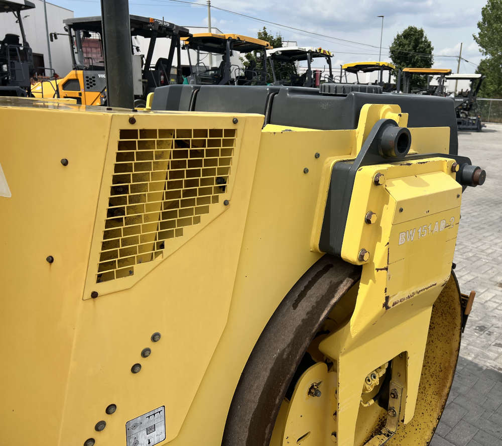 Usato 2001 Bomag BW 151 AD-2