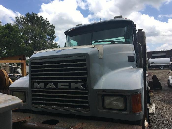 Used 2007 MACK CHN613
