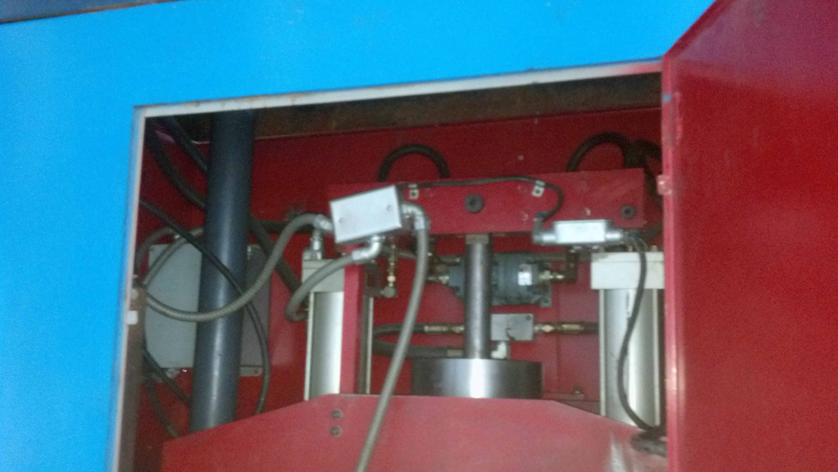 Used Dynetics Dynaflow Model HL60CF-830 Abrasive Flow Deburring Machine