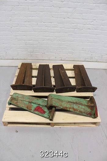 Used Black Clawson 24P Pressure Screen Feet #32344