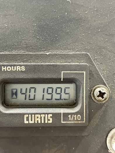 Used FANUC FANUC ARC MATE 120iB MIG WELDING CELL WITH LINCOLN 455M AND INDEX TABLE 5' X 8' RJ3iB CONTROL