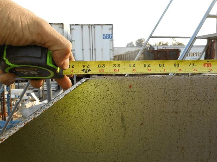 Used PORTABLE DUMPER ON CASTERS