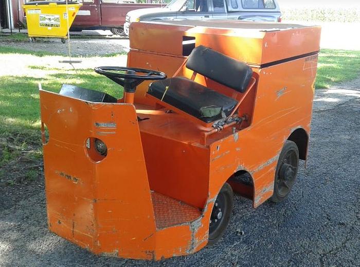 Used Taylor Dunn Tow Tractor P2-50 - Only 1467 Hours
