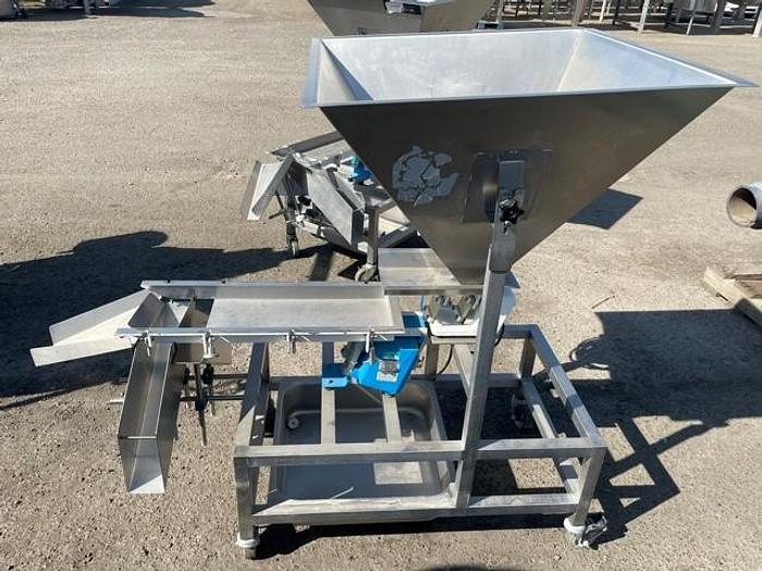 Used CDM Vibratory Feeder with Hopper Model BFZ-A