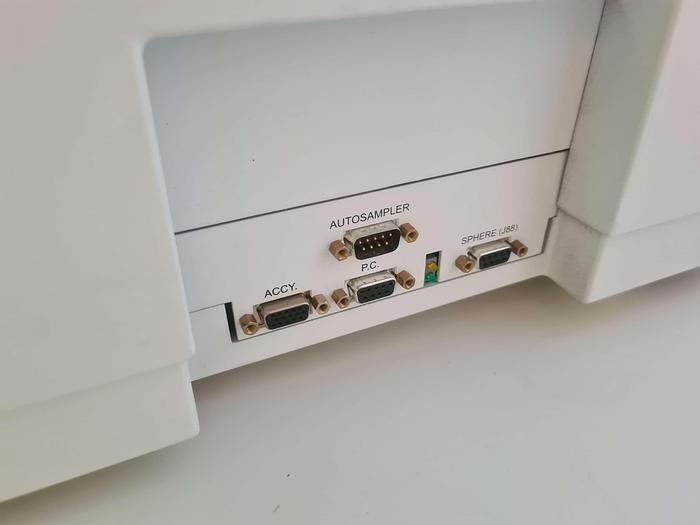 Used Perkin Elmer Lambda 25 UV/VIS Spectrometer