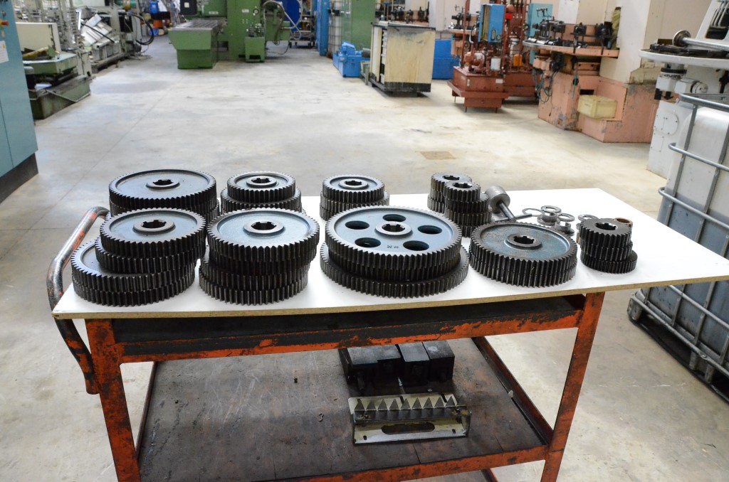 Usado 1966 LIEBHERR L 650 Talladoras de Fresa Madre #4314