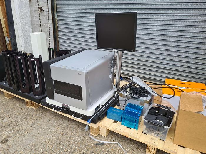 Used Illumina iScan Microarray Scanner with Autoloader