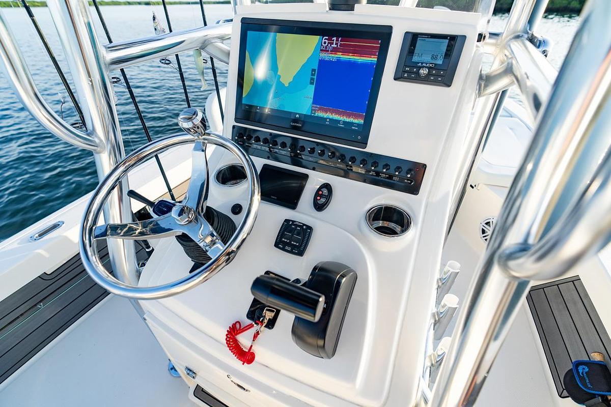 2027 Pathfinder 2200 HYBRID