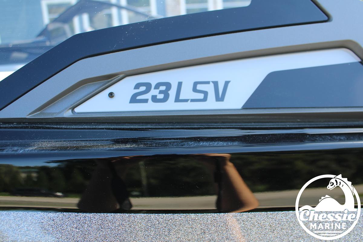 2027 Malibu 23 LSV
