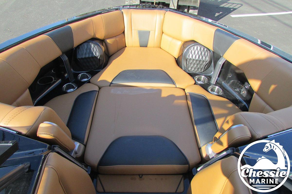 Used 2022 Malibu Wakesetter 23 LSV