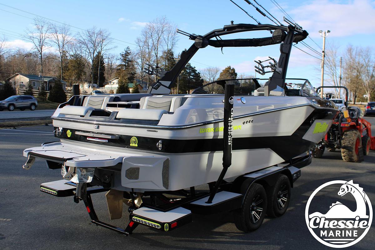 2026 Malibu Wakesetter 23 MXZ