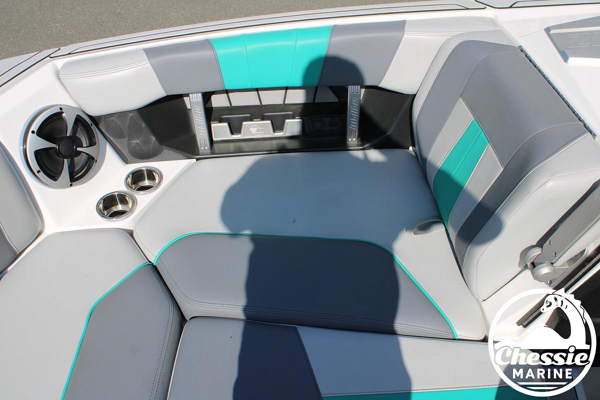 Used 2020 Malibu 23 MXZ