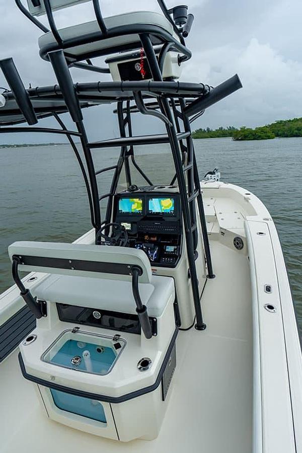 2027 Pathfinder 2600 HYBRID