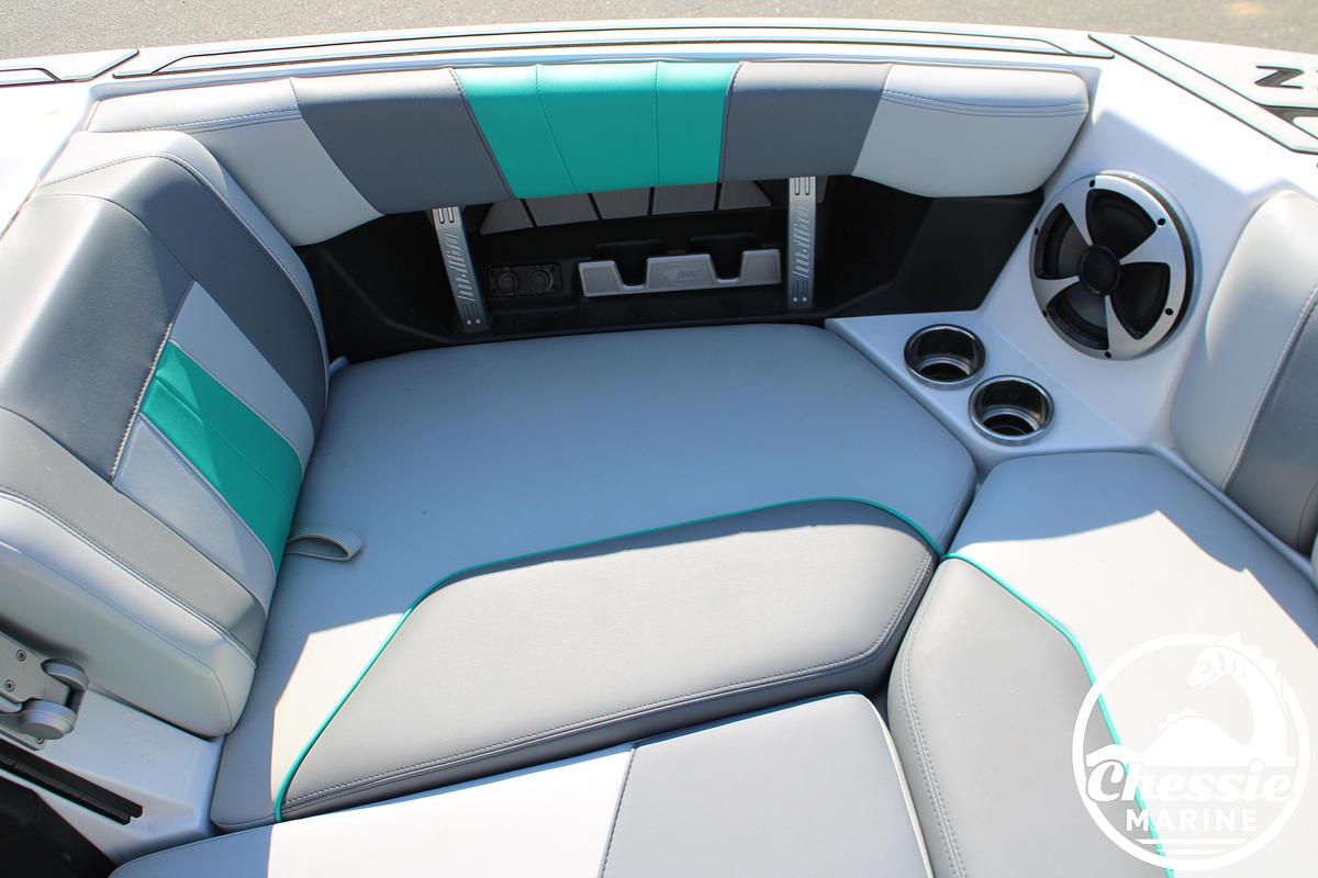 Used 2020 Malibu 23 MXZ