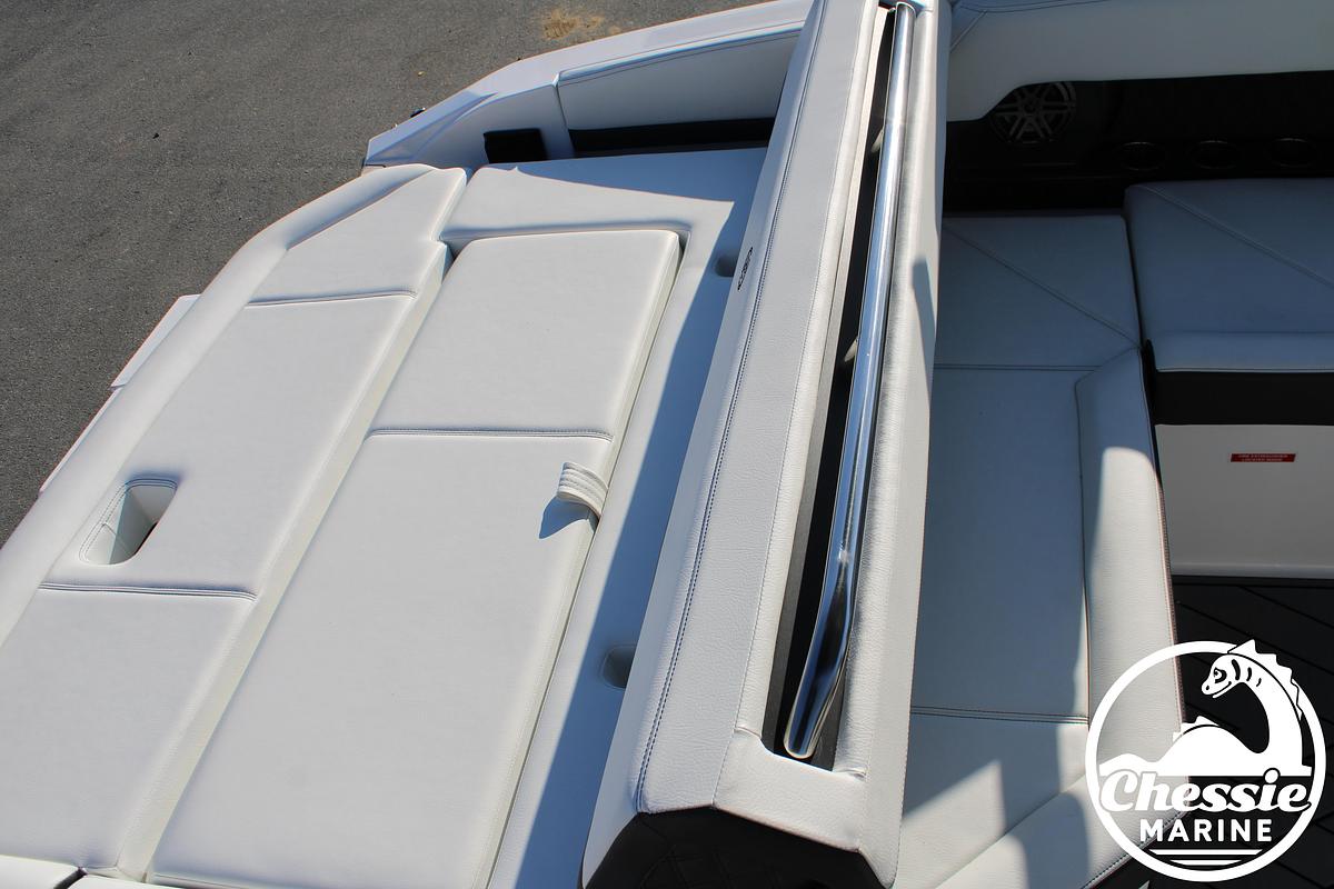 2025 Cobalt R4 OB