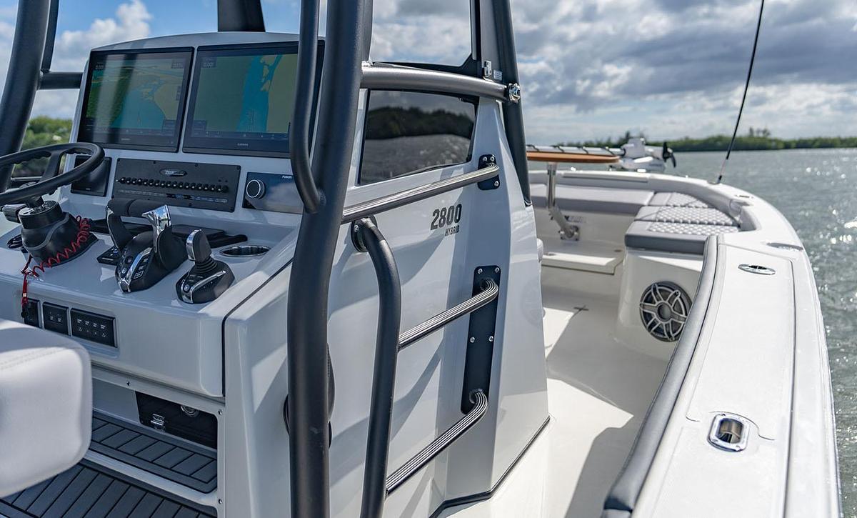 2027 Pathfinder 2800 HYBRID