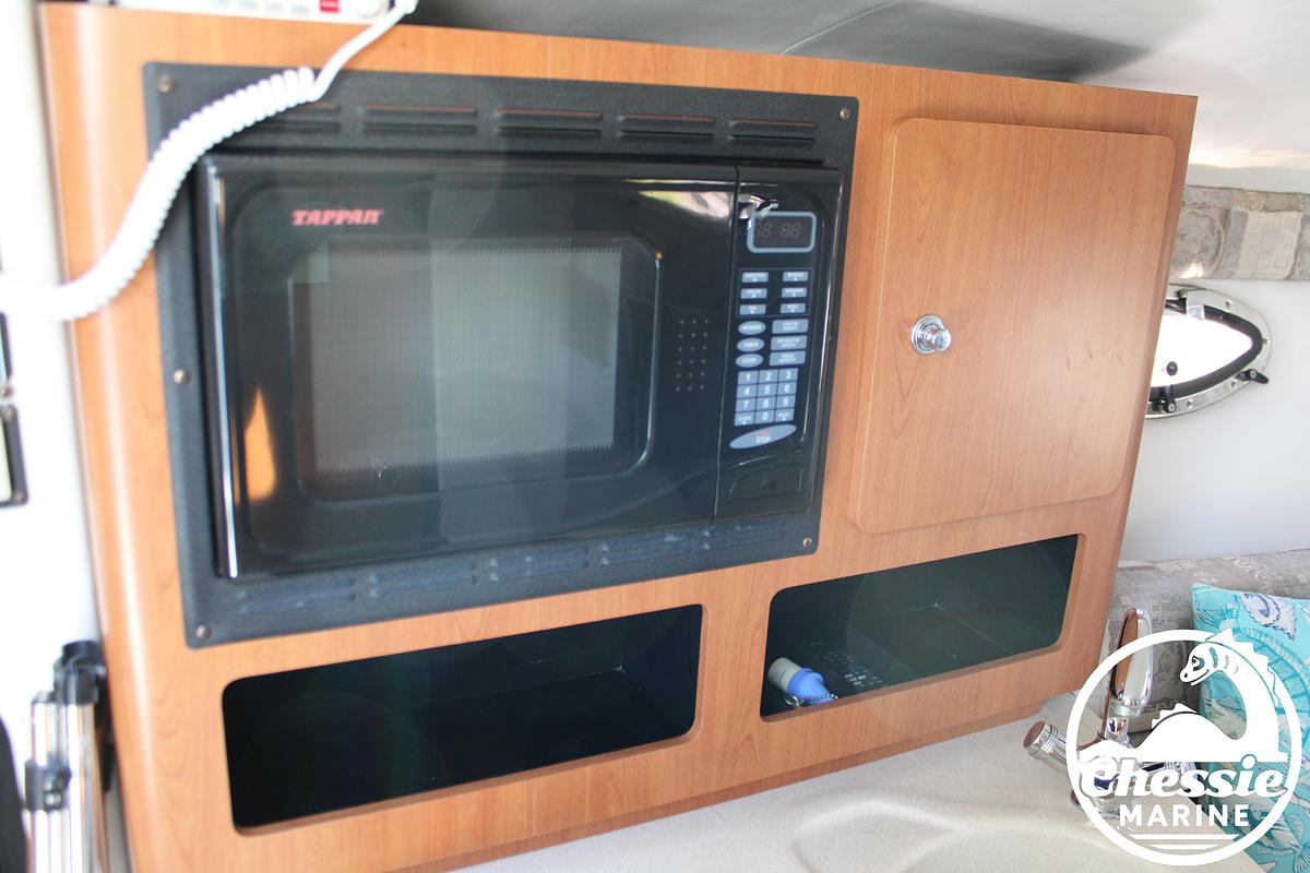Used 2006 Crownline 250